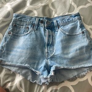 Levi’s 501 jean shorts